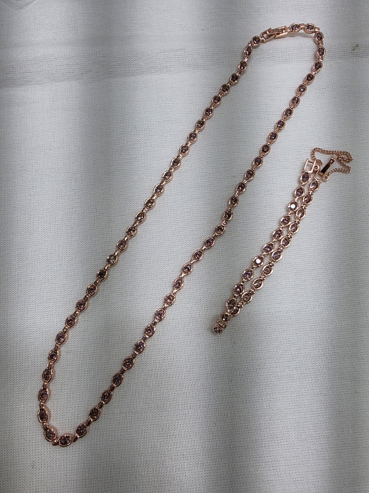 Cognac oval connected simple cubic zirconia point tennis chain necklace - 이미지 11