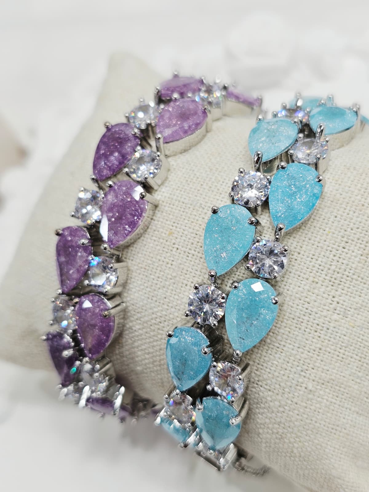 Teardrop Ice Cubic Crackstone Point Madame Bling Silver Tone Noble Bracelet - 이미지 4