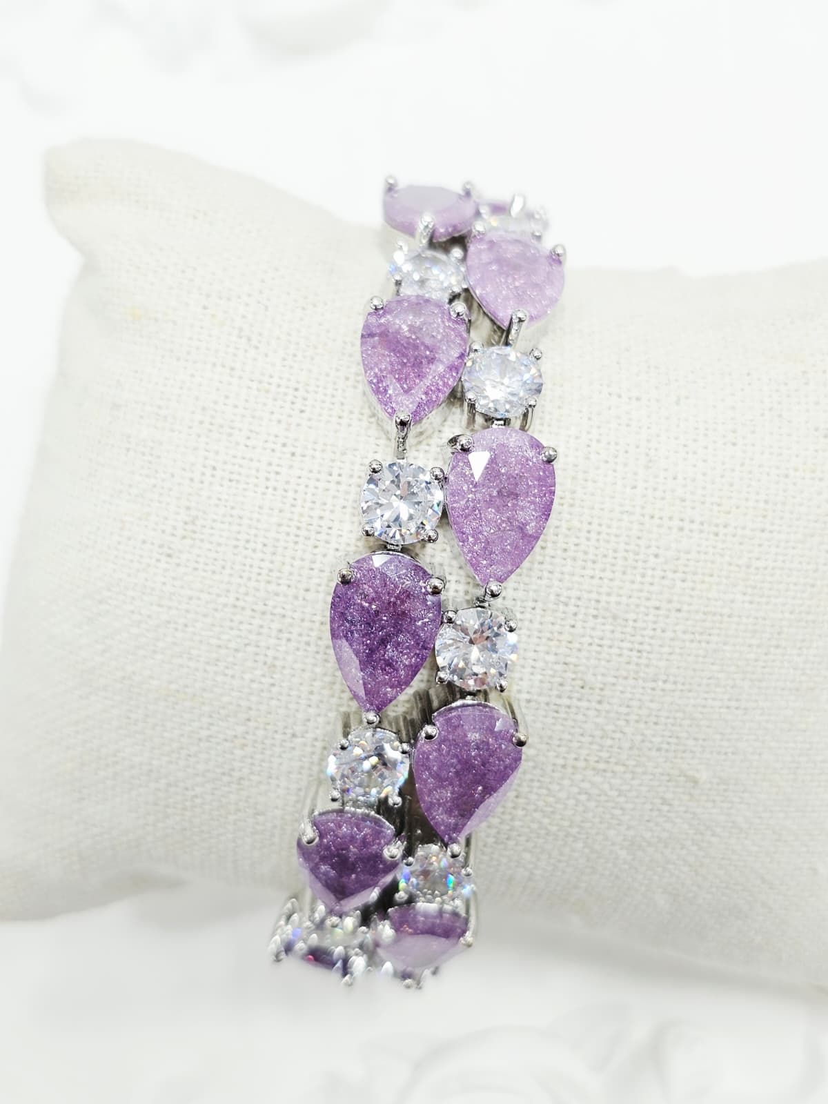 Teardrop Ice Cubic Crackstone Point Madame Bling Silver Tone Noble Bracelet - 이미지 2