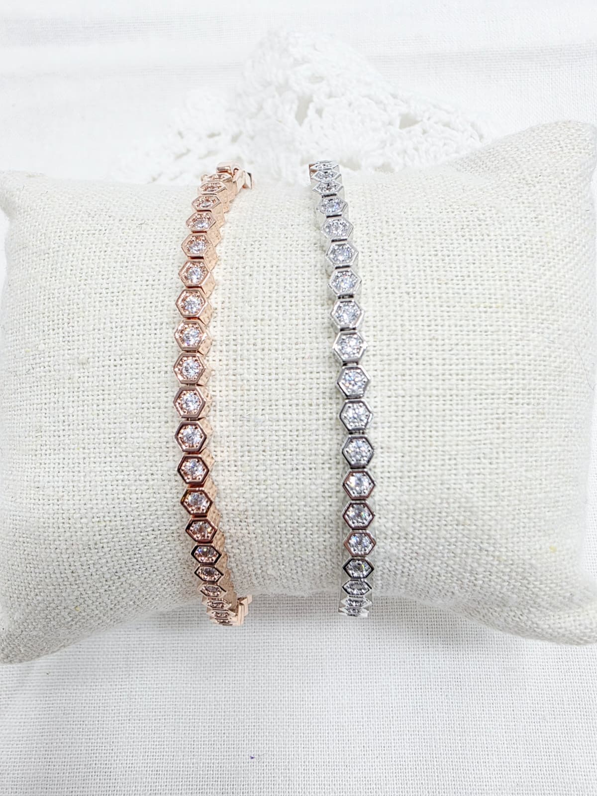 Hexagon Cubic Tennis Bracelet, Honeycomb, Alternating Hexagons - 이미지 1