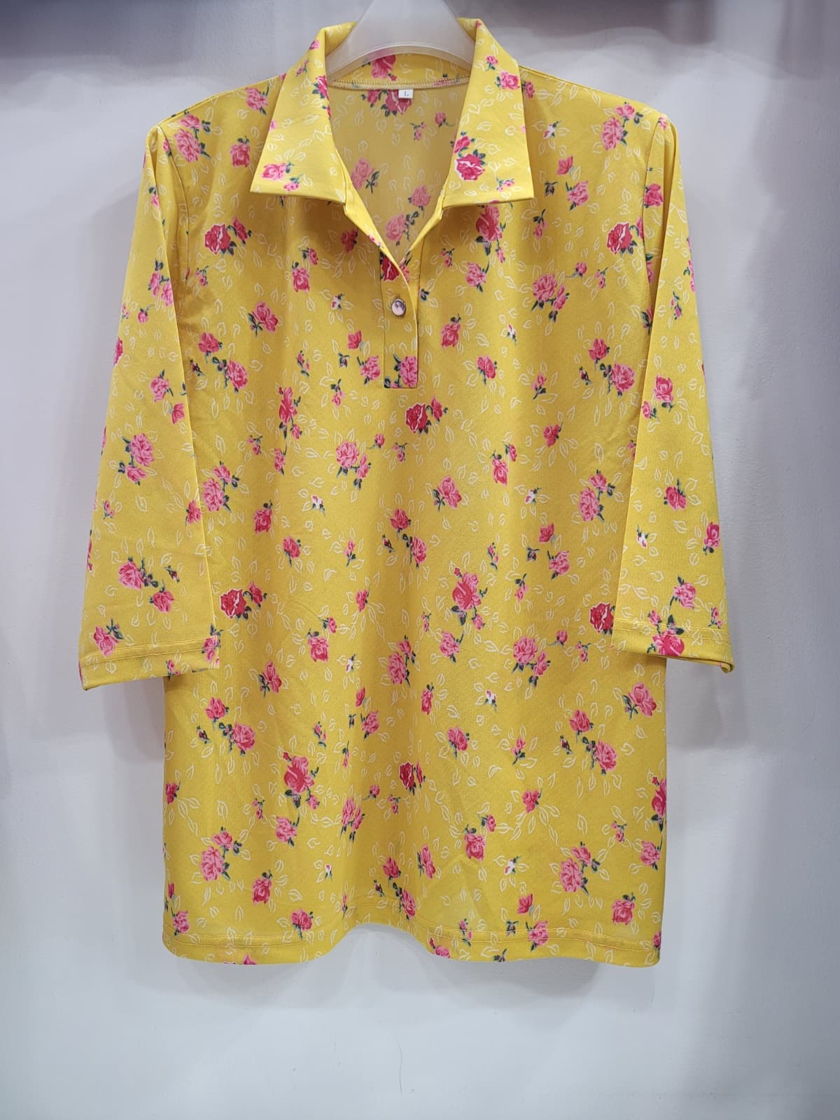 Wildflower Collared Sleeve T-shirt - 이미지 1