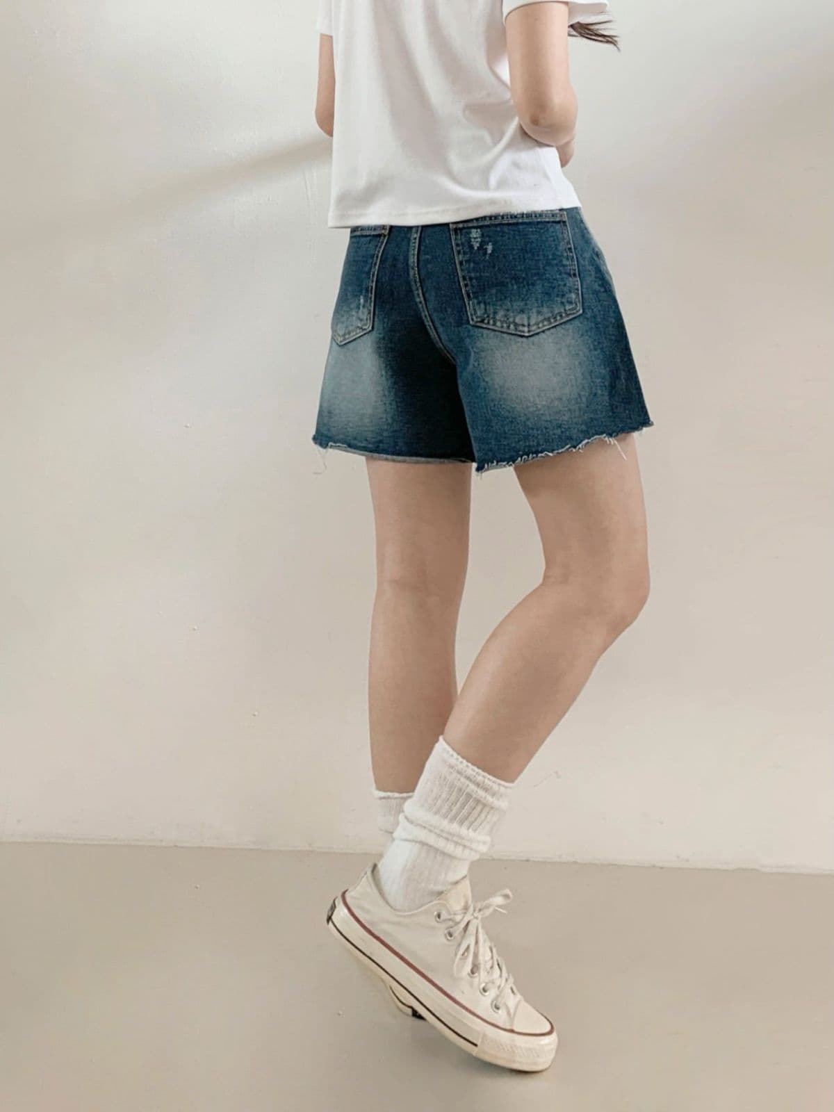 914 Washed Distressed Cap Pants - 이미지 9