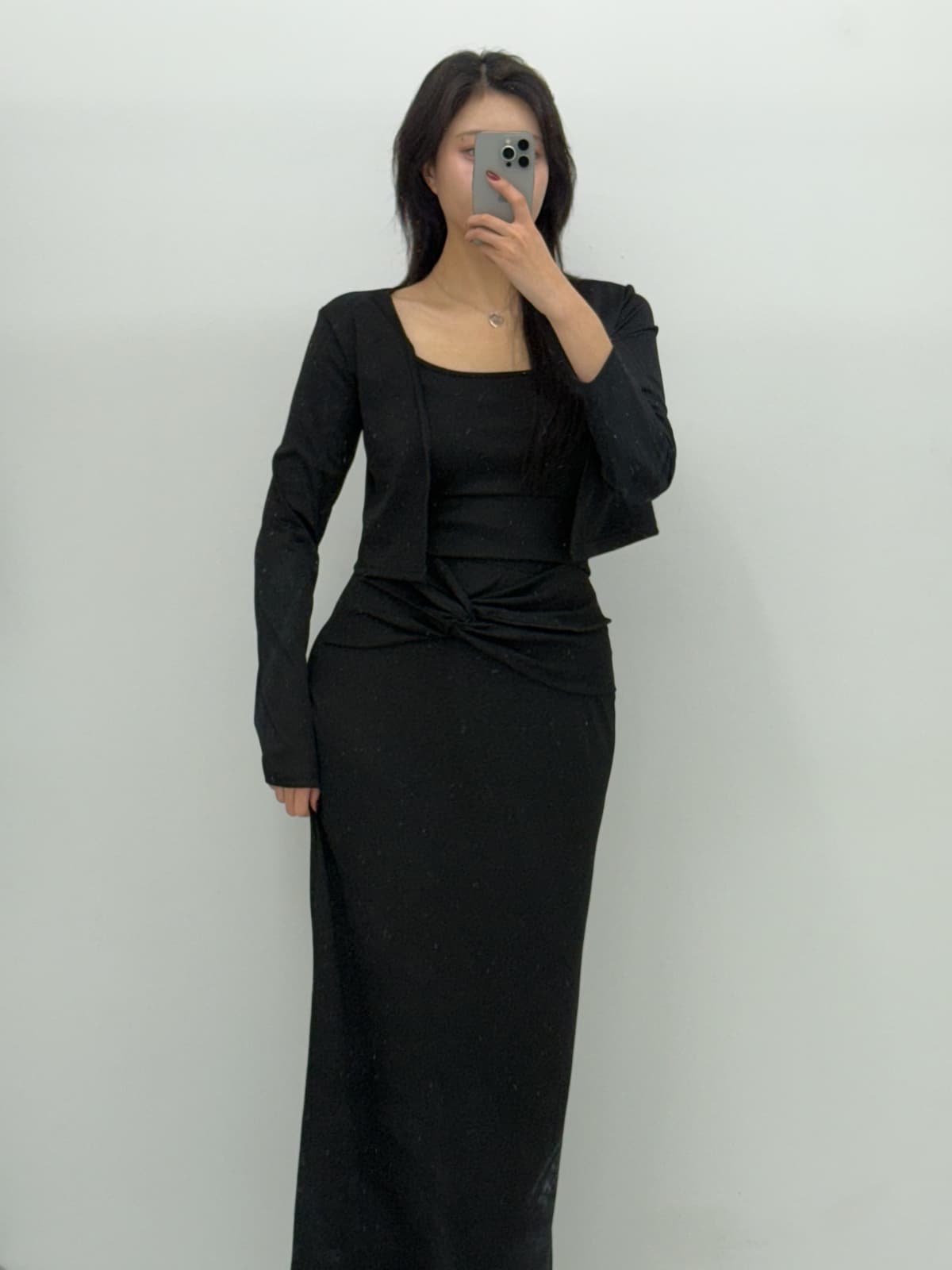 Twisted ribbon long skirt sleeveless cardigan three-piece - 이미지 9