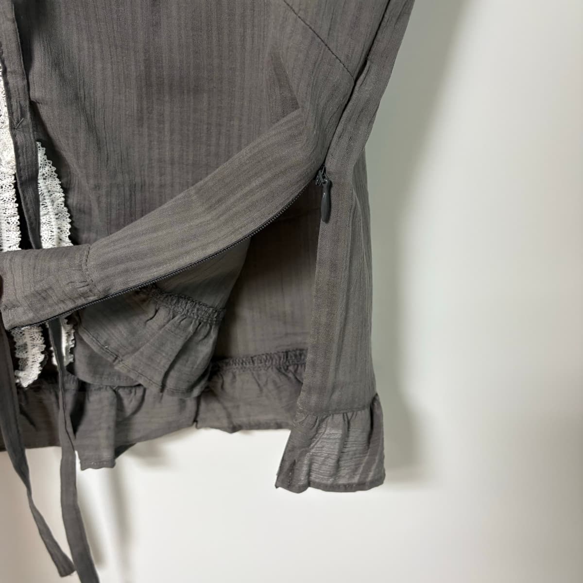 Milk Lace Blouse - 이미지 14
