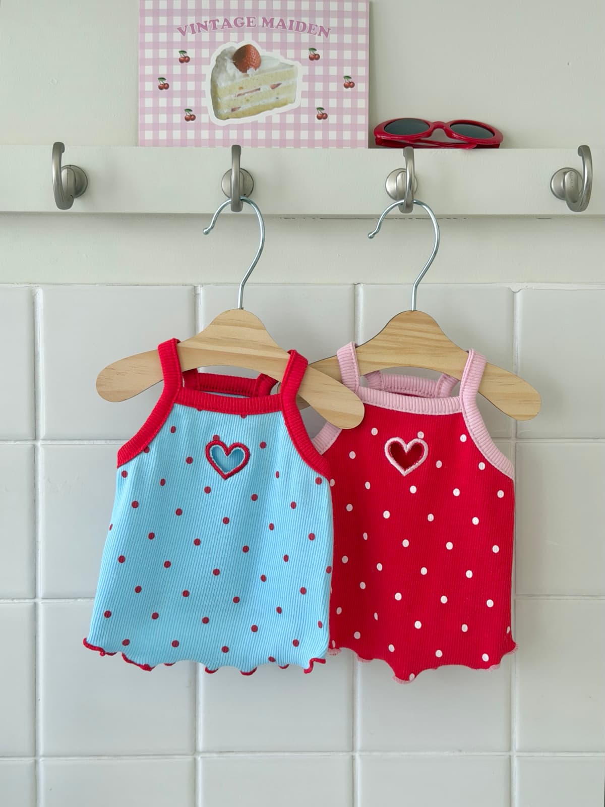 Heart Hole Dot Sleeveless Top (Puppy Clothes) - 이미지 1