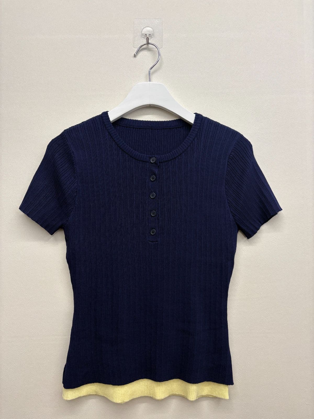 Cool Touch) Layered Henry Short Sleeve - 이미지 7