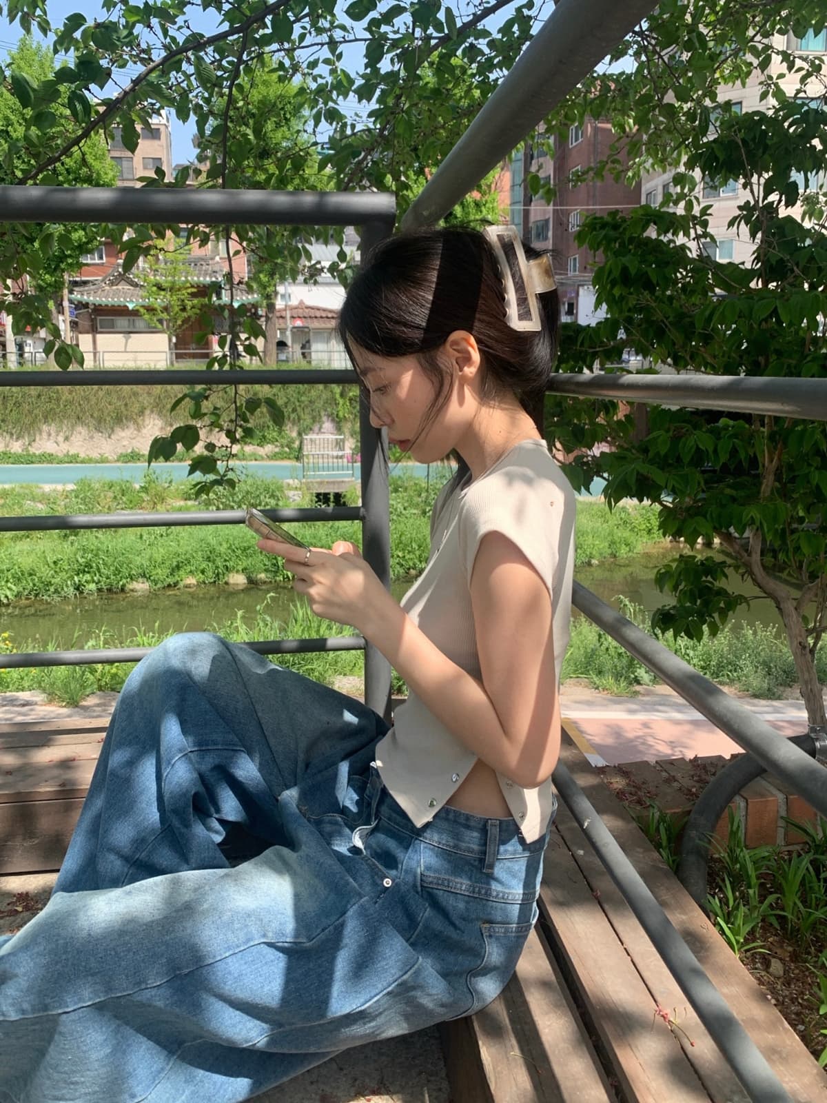 26 Summer New Arrival_Rich Snap Short Sleeve T-Shirt (Statement, Basic Item, Casual, Round Neck, Effortless Chic) - 이미지 12
