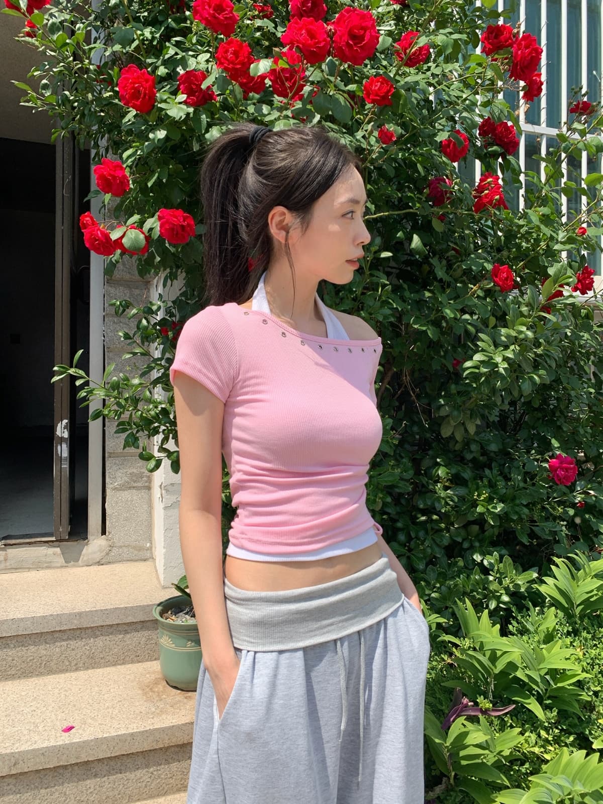 26 Summer New Arrival_(Short Sleeve) Punch Lip Neck T-shirt (Button, Lovely, Slim Fit, Crop, One-off, Effortless Chic) - 이미지 11