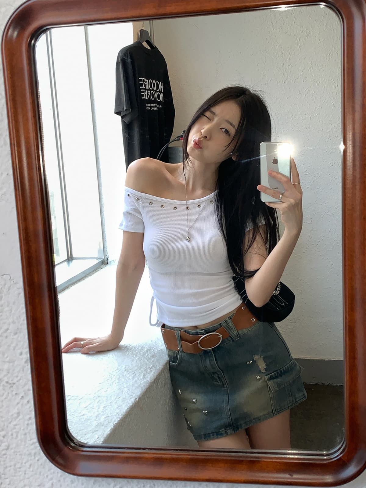 26 Summer New Arrival_(Short Sleeve) Punch Lip Neck T-shirt (Button, Lovely, Slim Fit, Crop, One-off, Effortless Chic) - 이미지 8