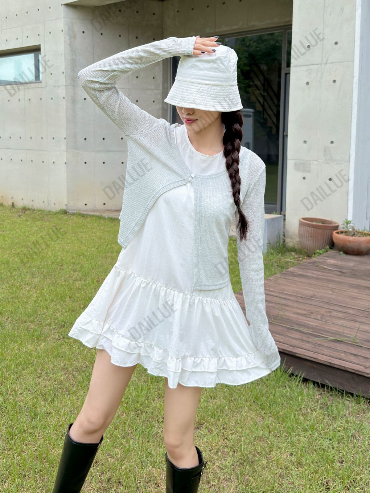 Delicate Fit - Two-Button Round Semi-Crop Cardigan - Must-Have Item, Summer, Mesh Knit, See-through, Long Sleeve, Vacation - 이미지 9
