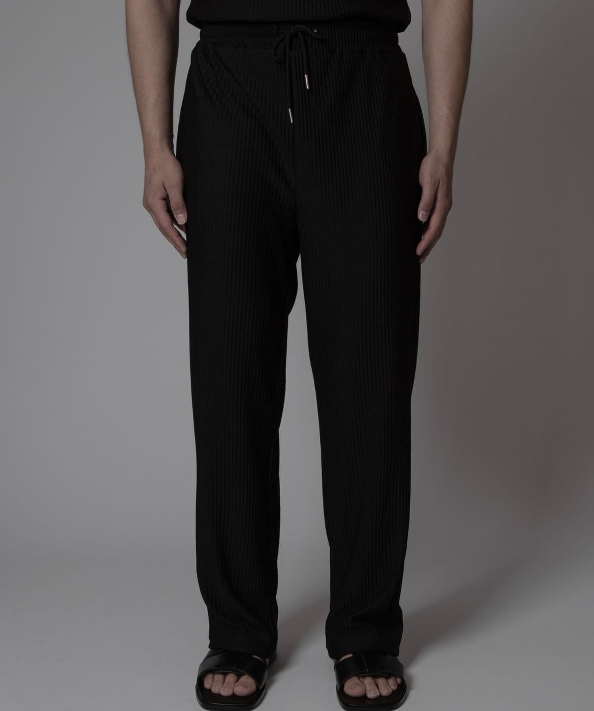 Pleated Muscle Fit Collared Short Sleeve T-shirt and Long Pants Set - 이미지 7