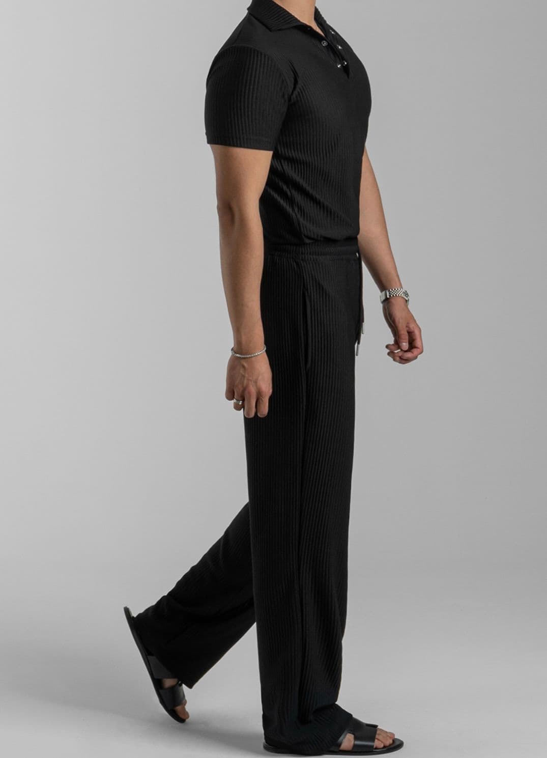 Pleated Muscle Fit Collared Short Sleeve T-shirt and Long Pants Set - 이미지 2
