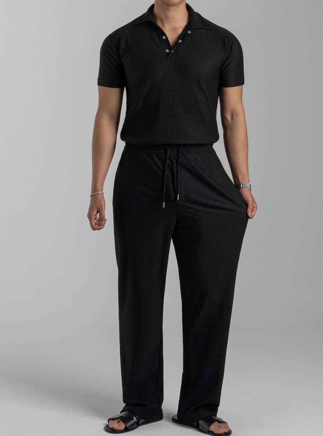 Pleated Muscle Fit Collared Short Sleeve T-shirt and Long Pants Set - 이미지 3