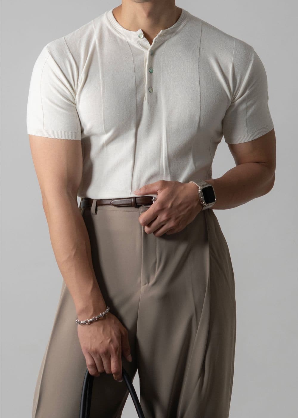 Rich Muscle Fit Henley Neck Short Sleeve Knit - 이미지 1
