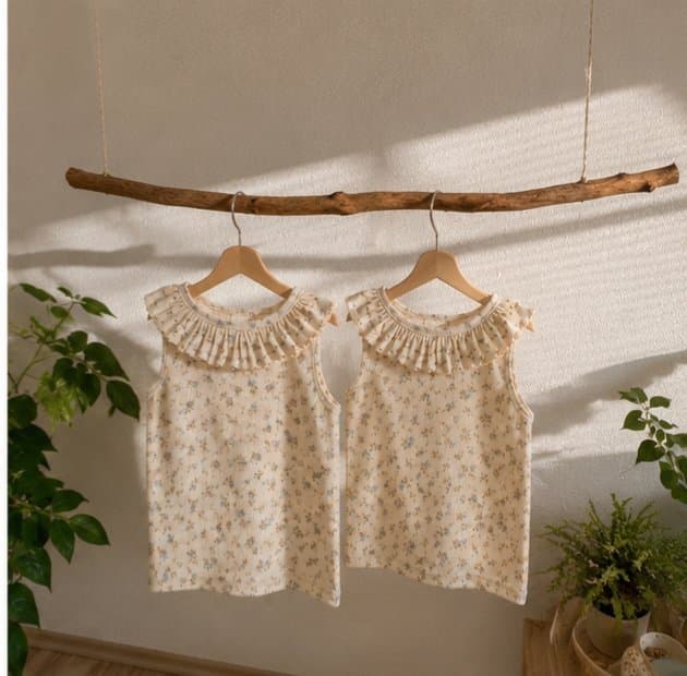 small floral ruffle tee - 이미지 2