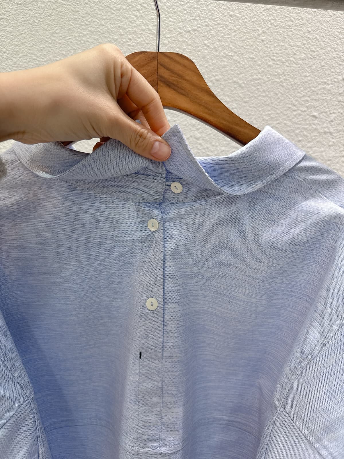 Slit collar crop - 이미지 9