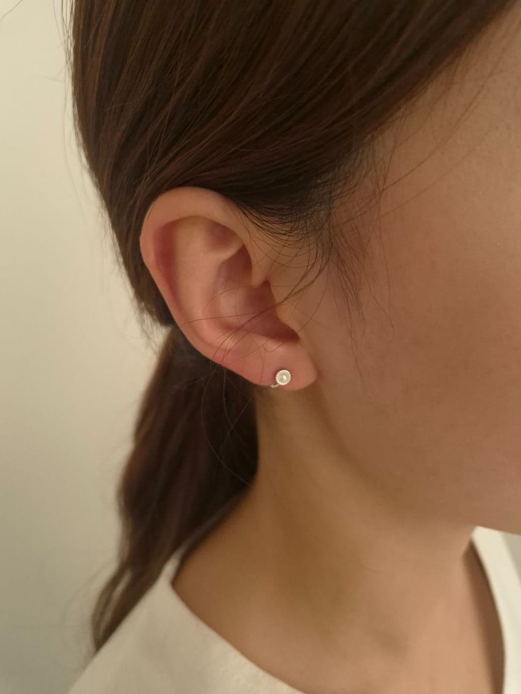 Silver 925 Classic 8mm Pearl One-Touch Earrings E230263016 - 이미지 1