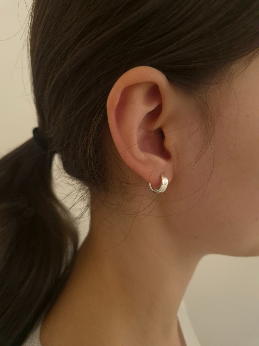 Silver 925 Bold 13mm One-Touch Earrings E260471351 - 이미지 2