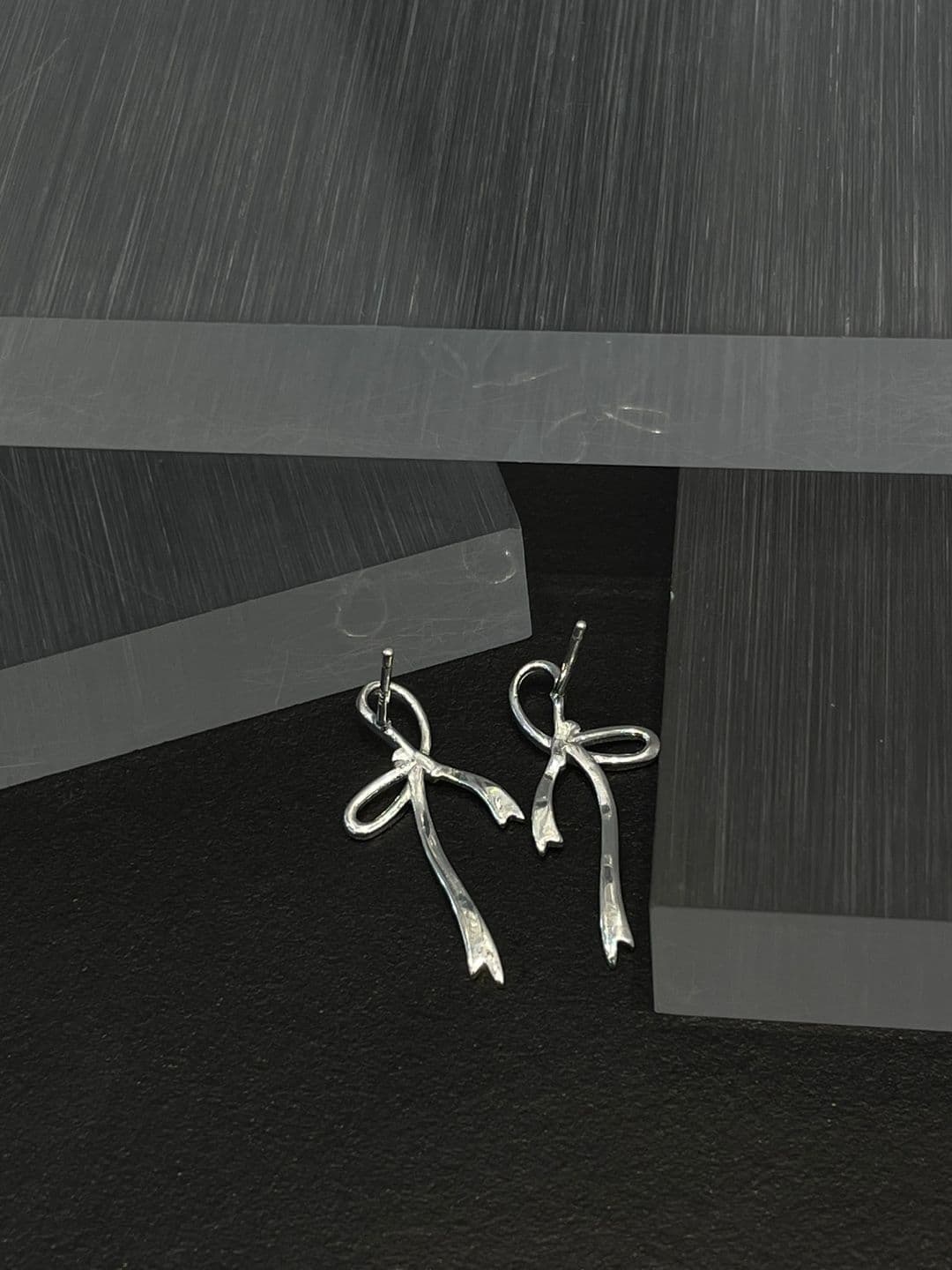 Silver 925 Longtail Ribbon Post Earrings E230980752 - 이미지 4