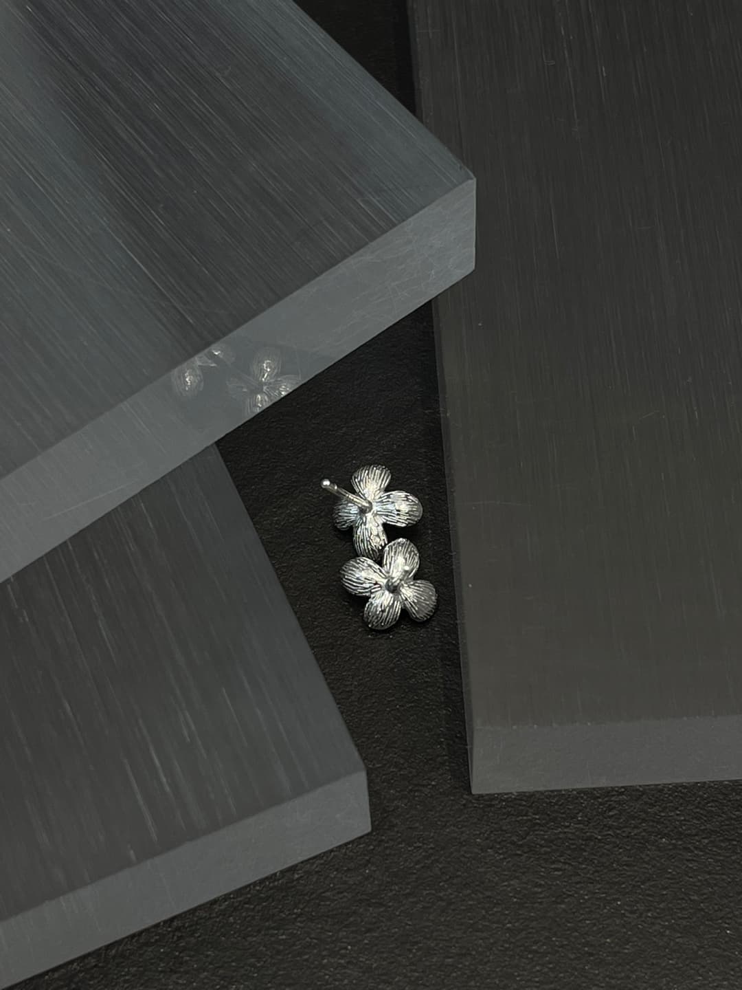 Silver 925 Flower Post Earrings E240378599 - 이미지 6