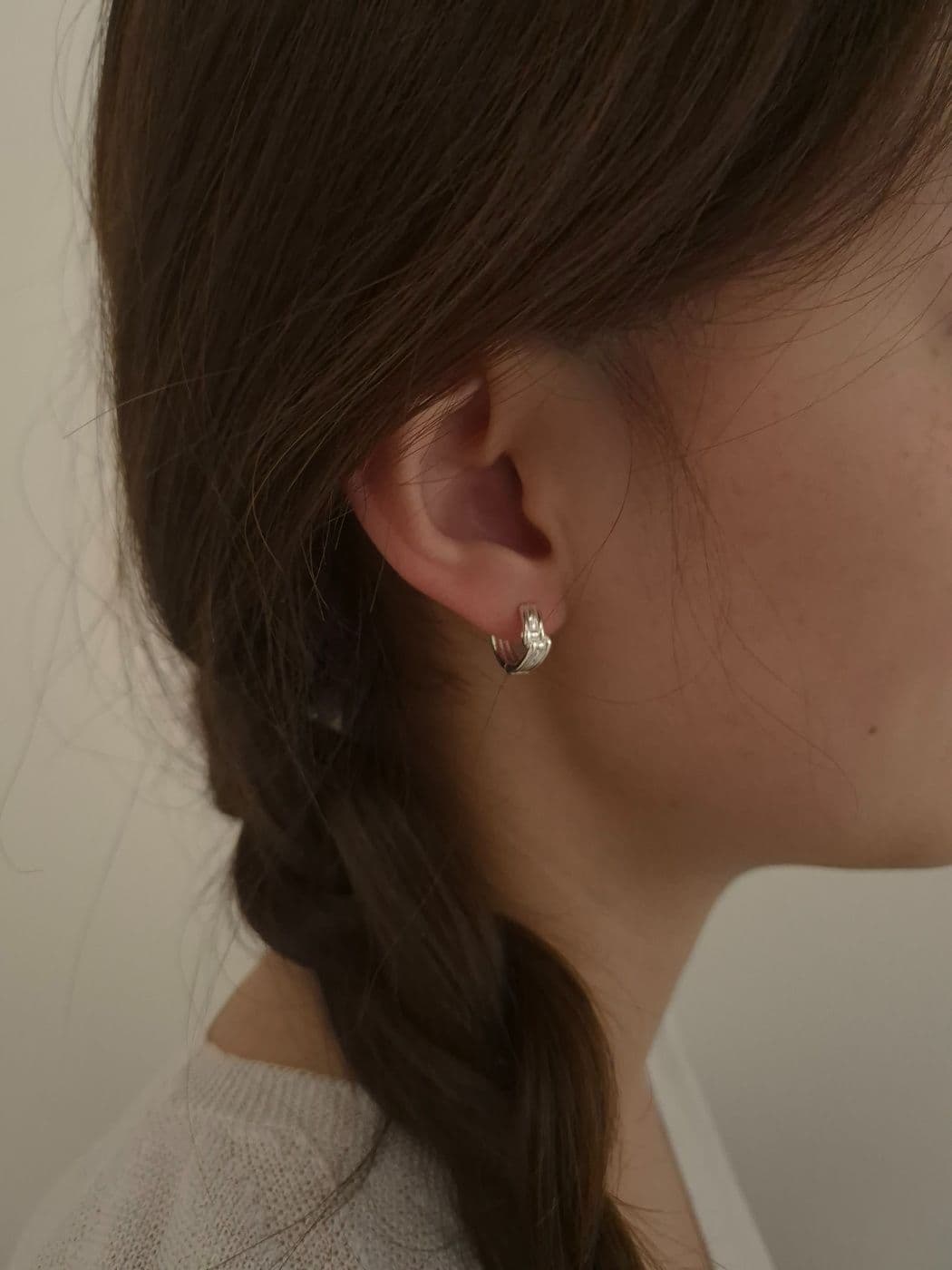 Silver 925 Striped 13mm One-Touch Earrings E260477284 - 이미지 1