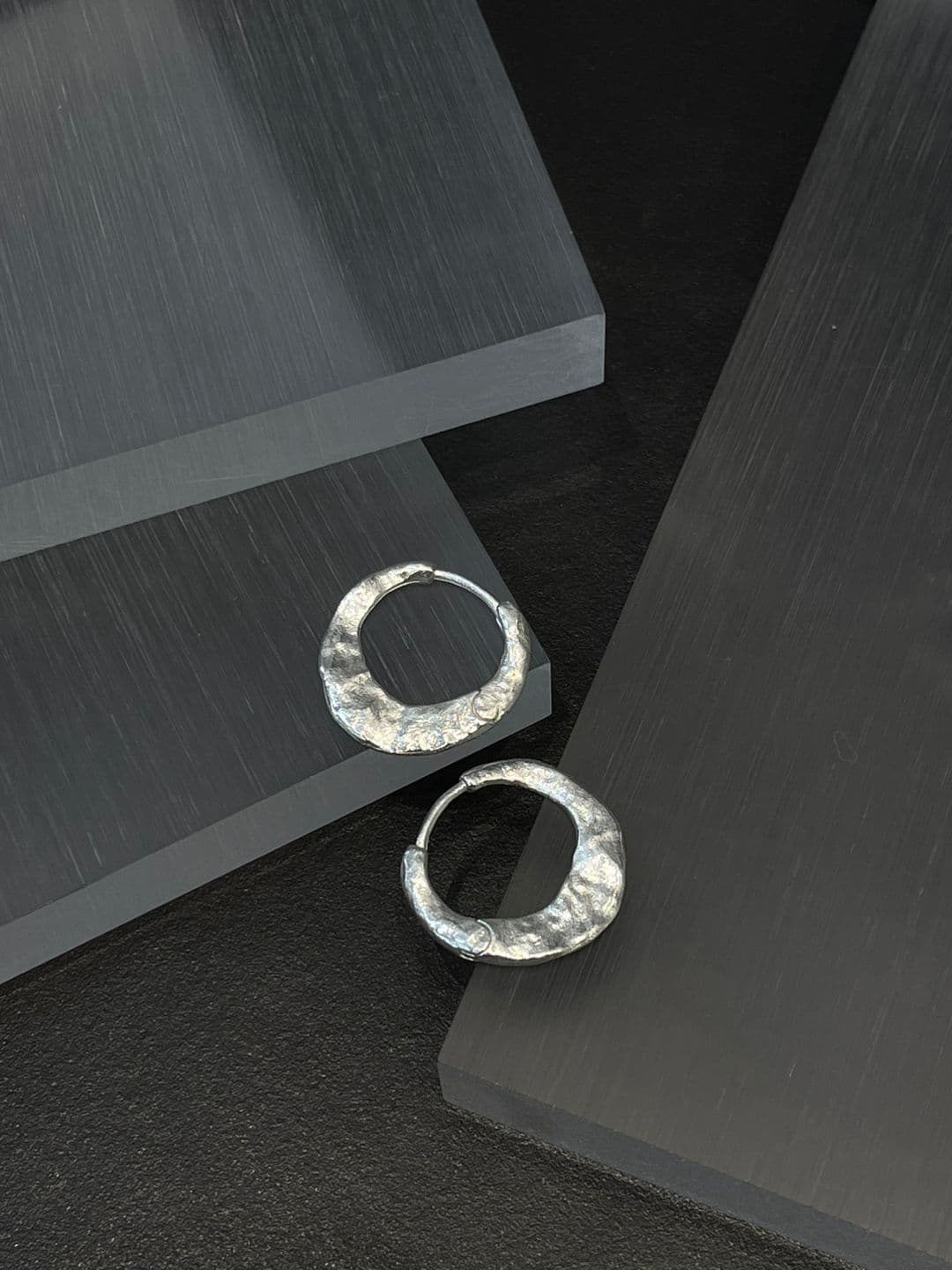 Silver 925 Rough One-Touch Matte Earrings E260532415 - 이미지 7