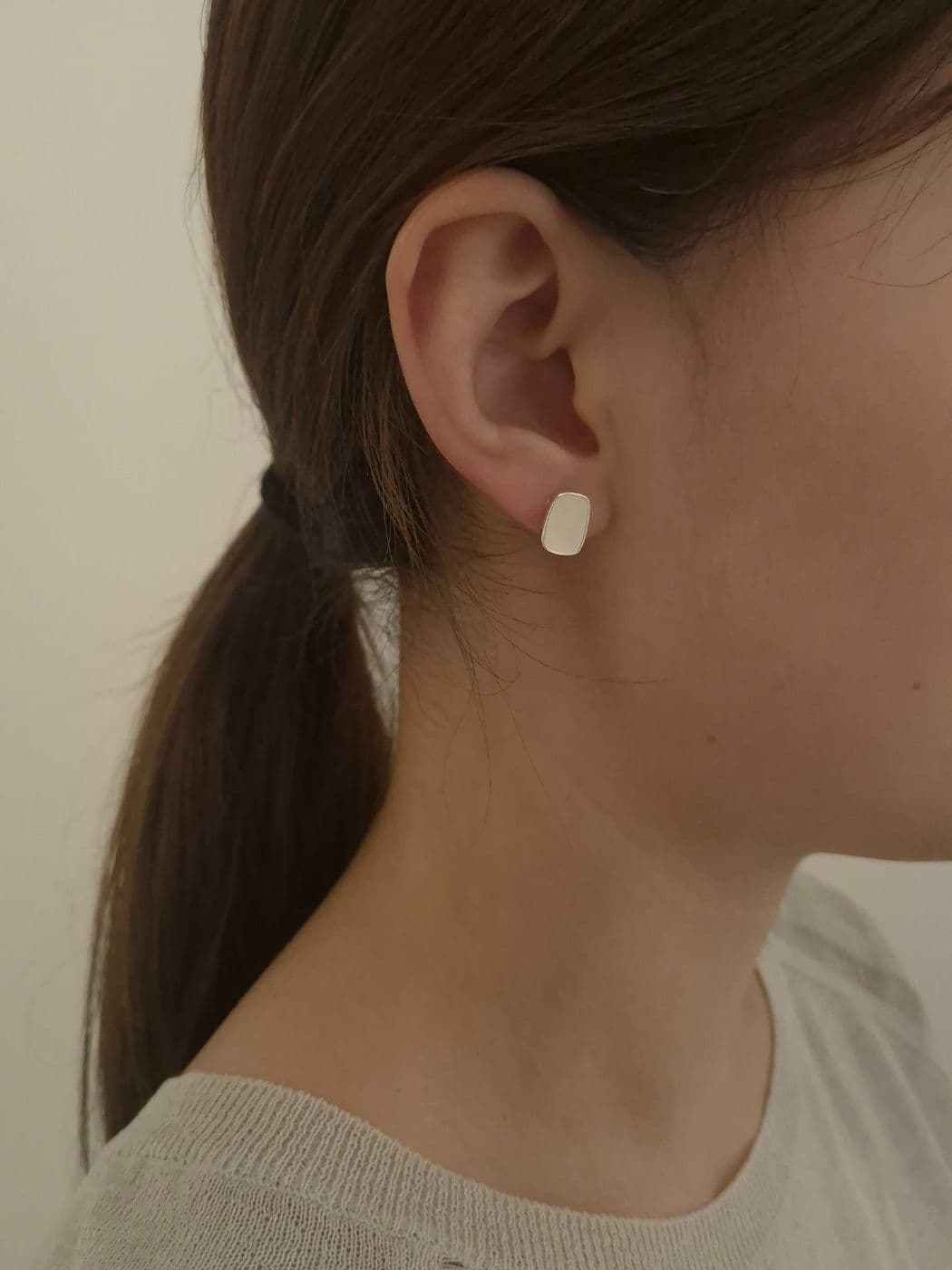 Silver 925 Mother-of-Pearl Flat Post Earrings E220318736 - 이미지 2