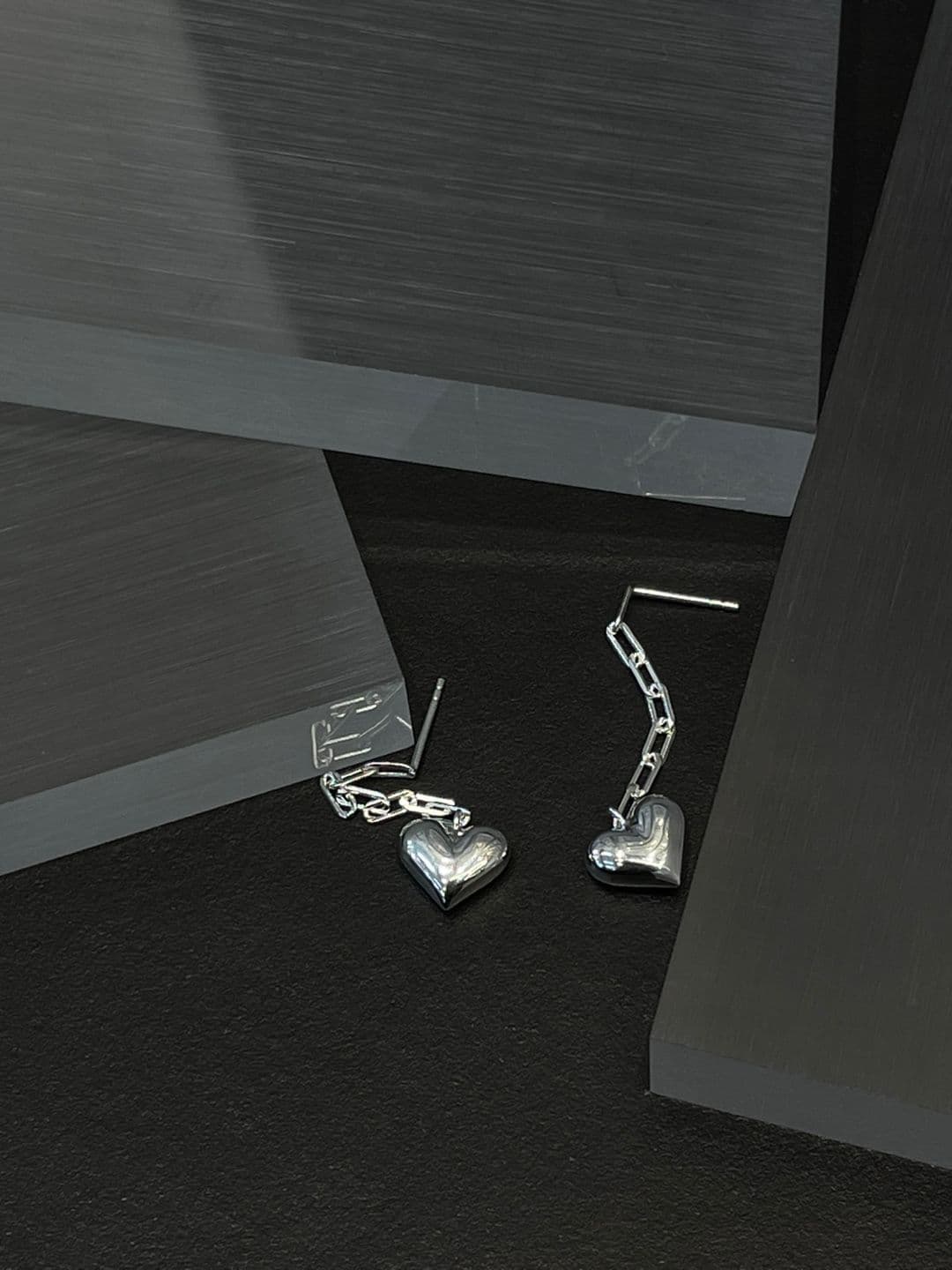 Silver 925 Heart Chain Drop Post Earrings E230381095 - 이미지 4