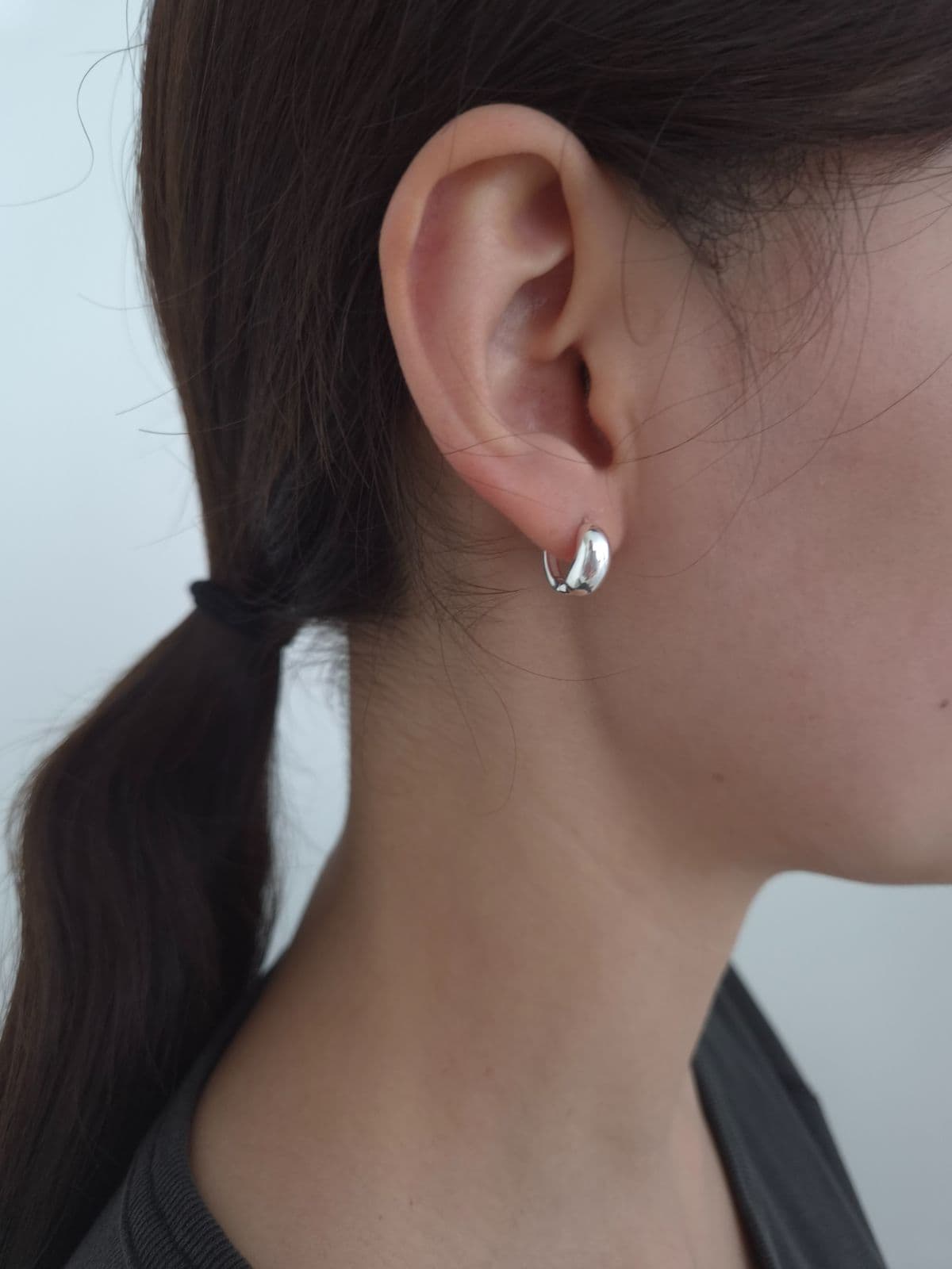 Silver 925 One-Touch Glossy-Matte Round Earrings E240566098 - 이미지 6