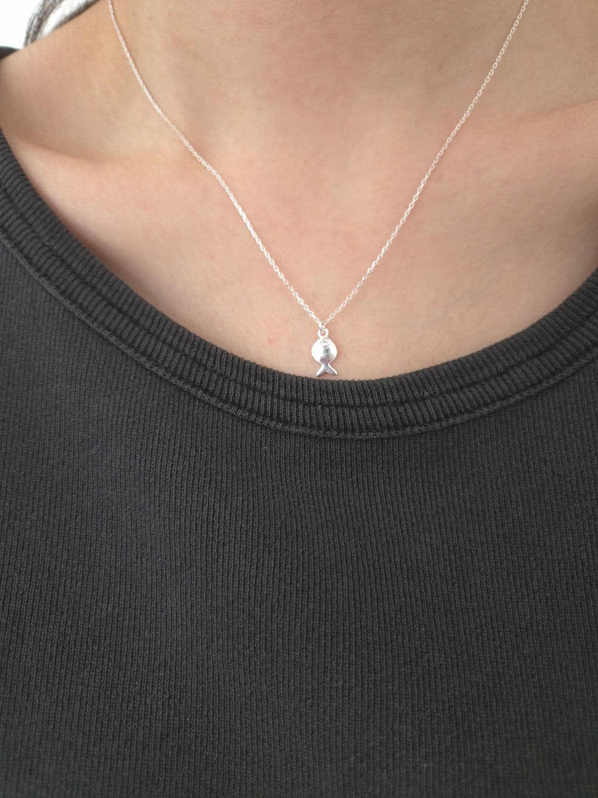 Silver 925 Fish Pendant Necklace N260664258 - 이미지 2