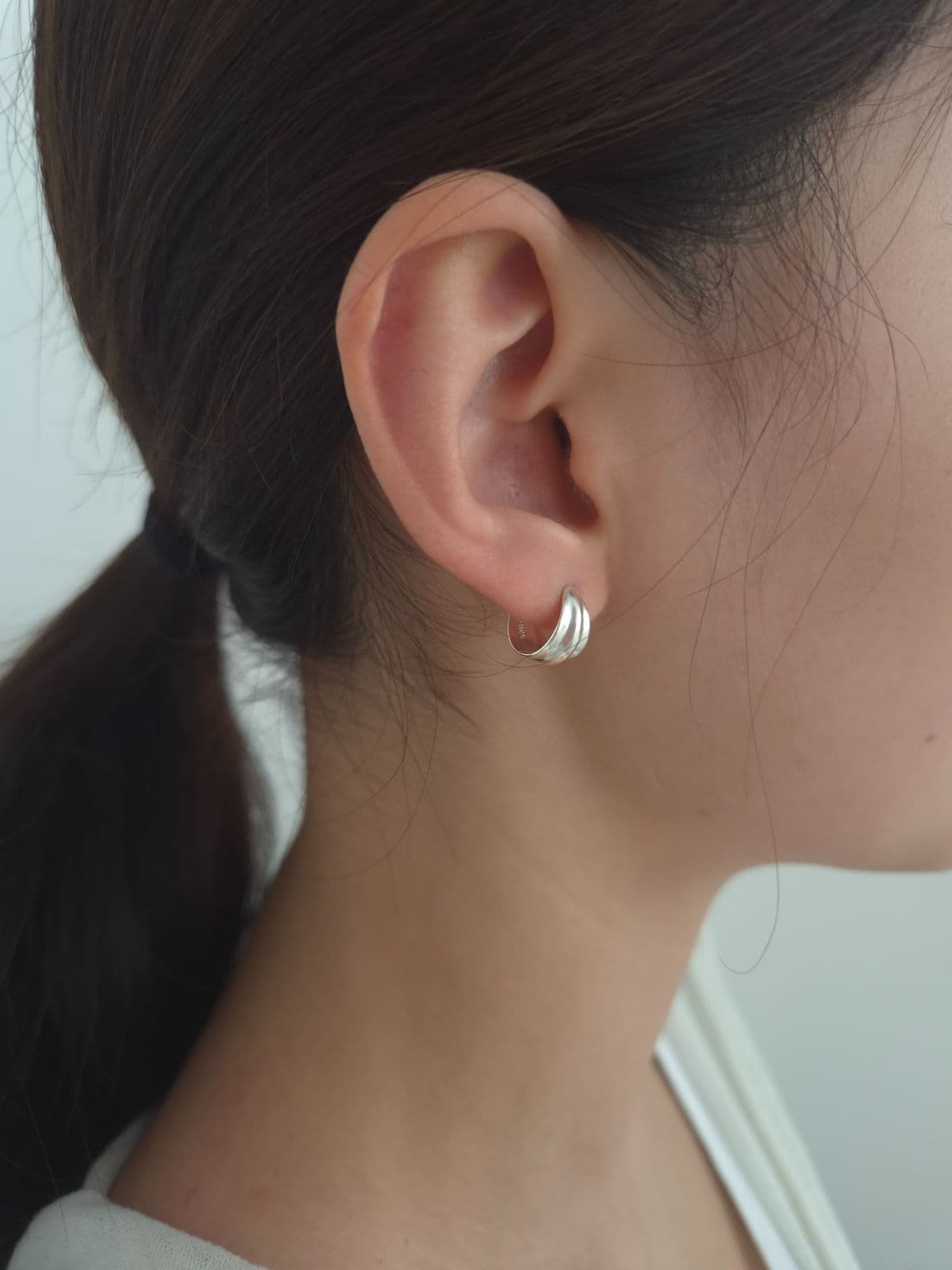 Silver 925 10-12mm Wave One-Touch Earrings E260655642 - 이미지 3