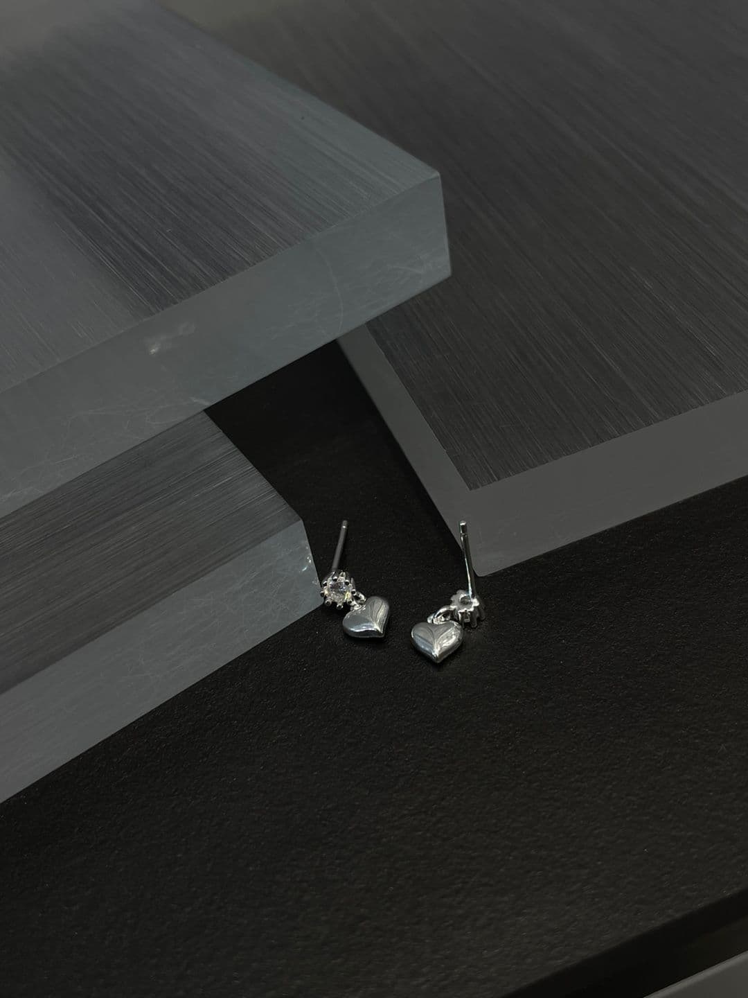 Silver 925 Heart Dangle Cubic Post Earrings E260740609 - 이미지 5