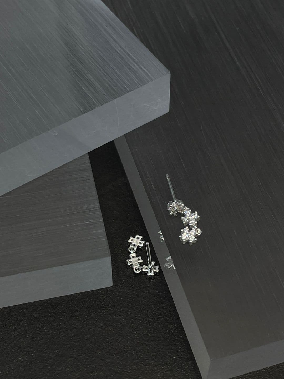 Silver 925 Cubic Cross Drop Earrings E260786933 - 이미지 4