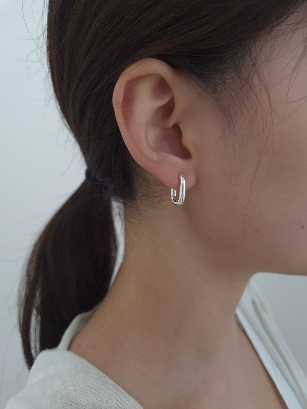 Silver 925 One-Touch Bold Square Earrings E221149488 - 이미지 2