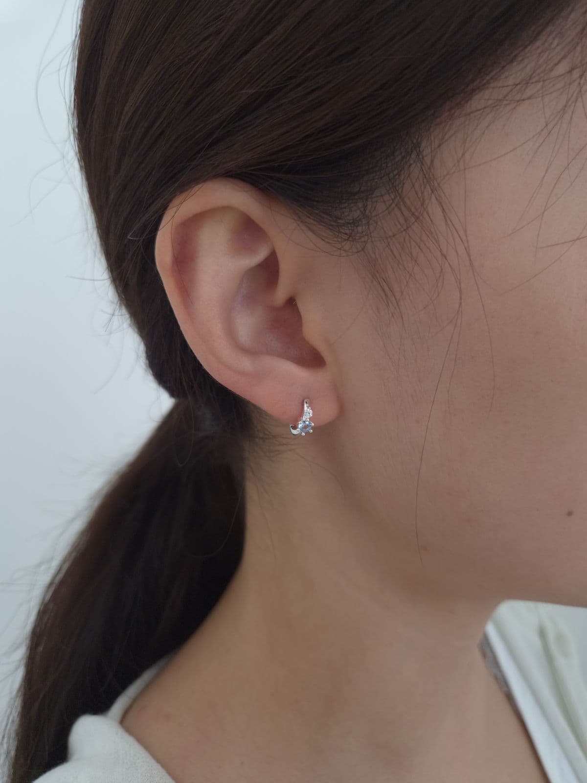 Silver 925 Blue Cubic One-Touch Earrings E260723281 - 이미지 2