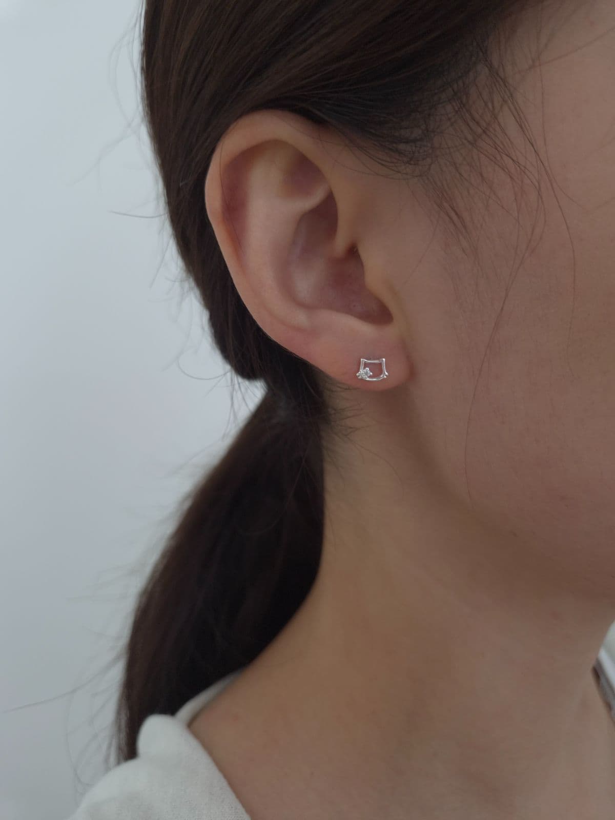 Silver 925 Cat Cubic Post Earrings E260772033 - 이미지 3