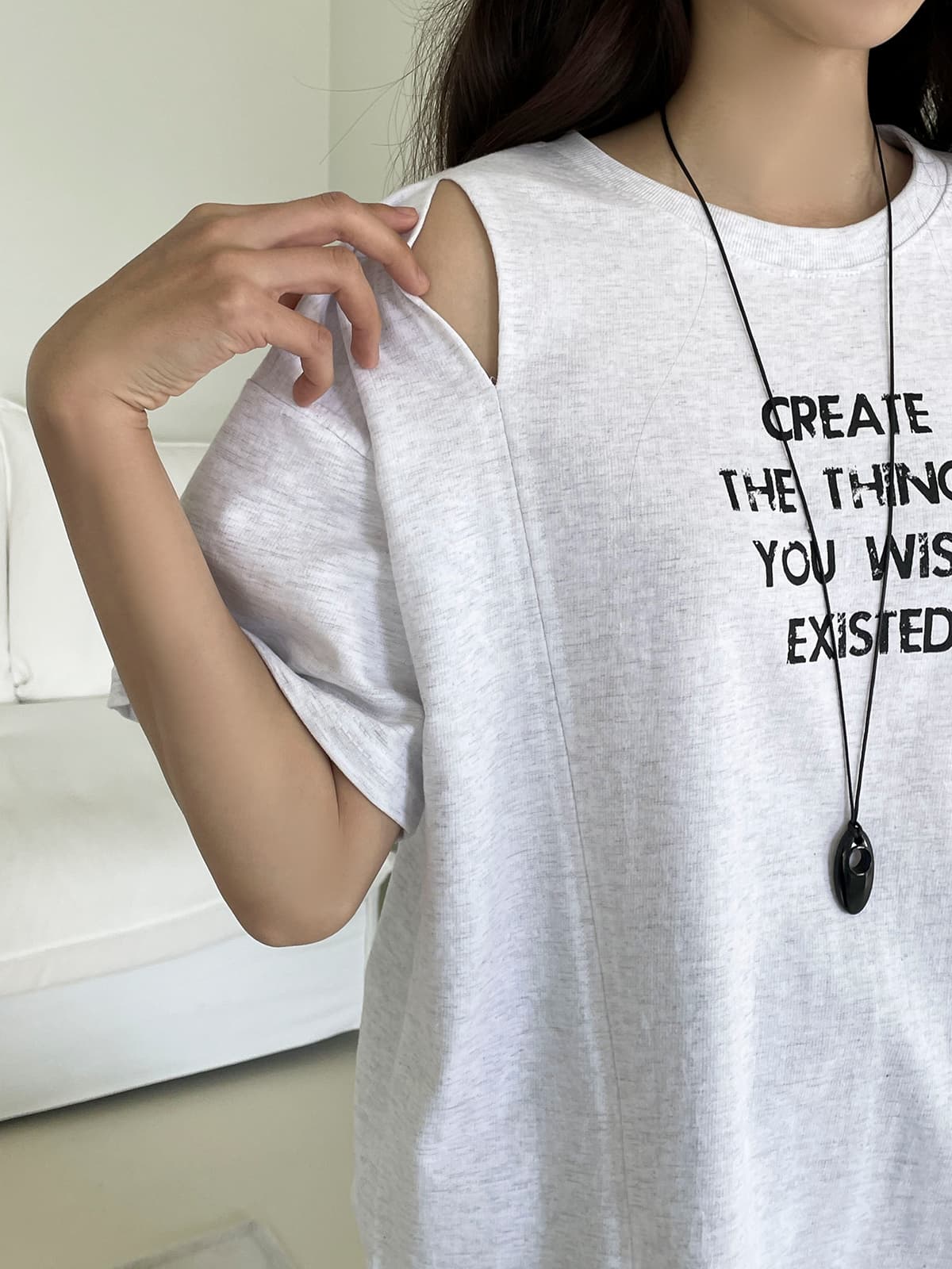 Slit T-shirt (New Summer Arrival Short Sleeve T-shirt Slit T-shirt Basic T-shirt Cotton T-shirt Round Neck) - 이미지 3