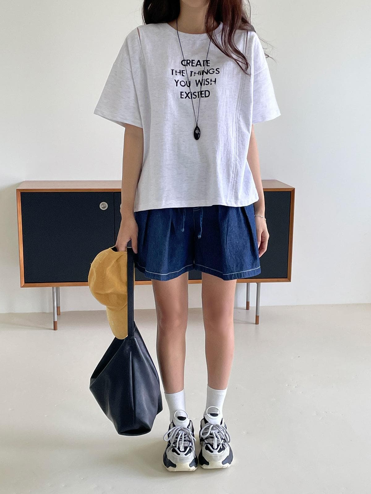 Slit T-shirt (New Summer Arrival Short Sleeve T-shirt Slit T-shirt Basic T-shirt Cotton T-shirt Round Neck) - 이미지 4