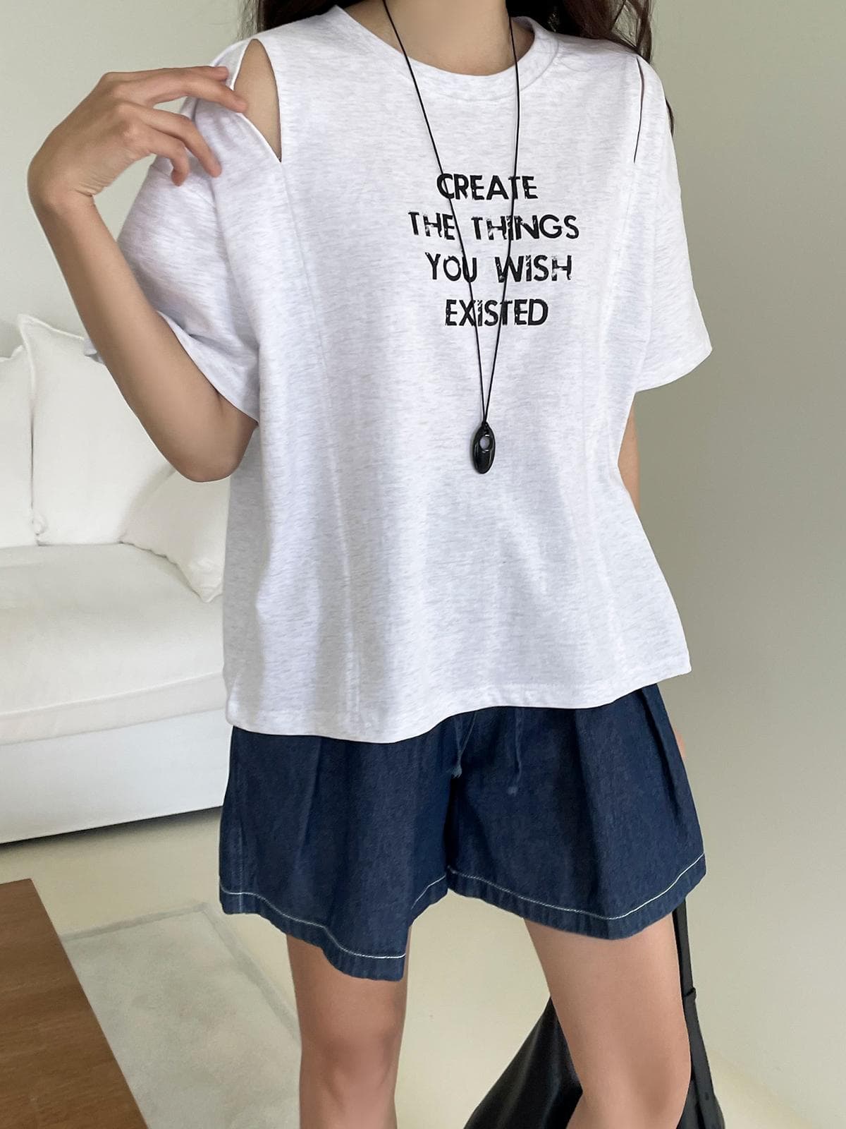 Slit T-shirt (New Summer Arrival Short Sleeve T-shirt Slit T-shirt Basic T-shirt Cotton T-shirt Round Neck) - 이미지 1