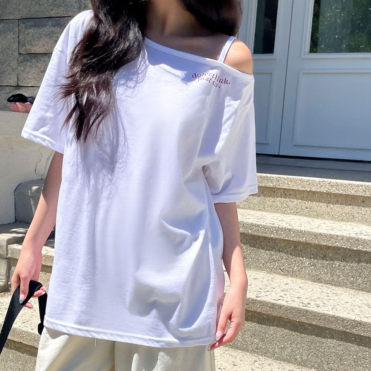 Just One Shoulder (New Short Sleeve T-shirt, Drop Shoulder, Flowy Tee, Daily T-shirt) - 이미지 3