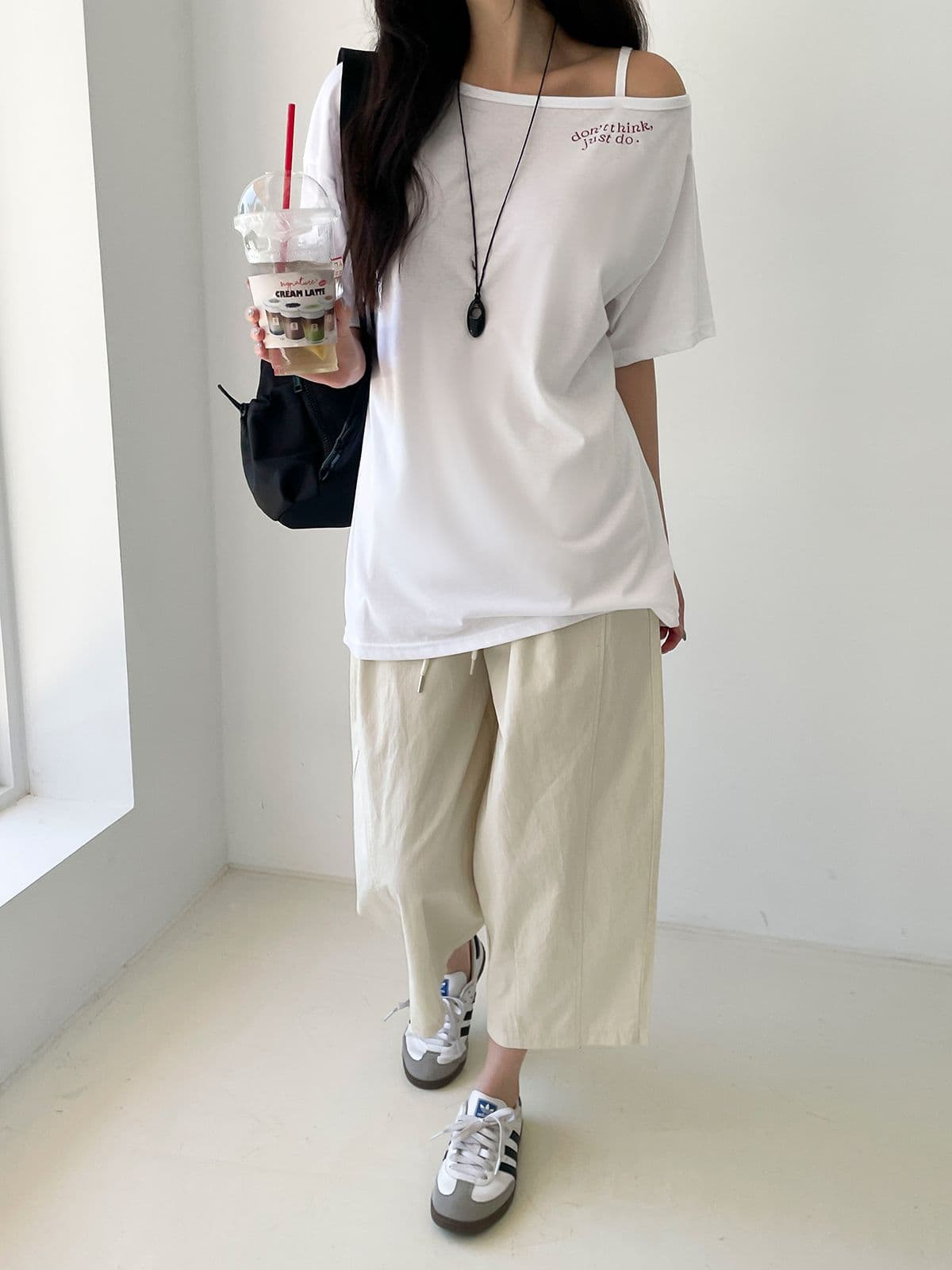 Just One Shoulder (New Short Sleeve T-shirt, Drop Shoulder, Flowy Tee, Daily T-shirt) - 이미지 4