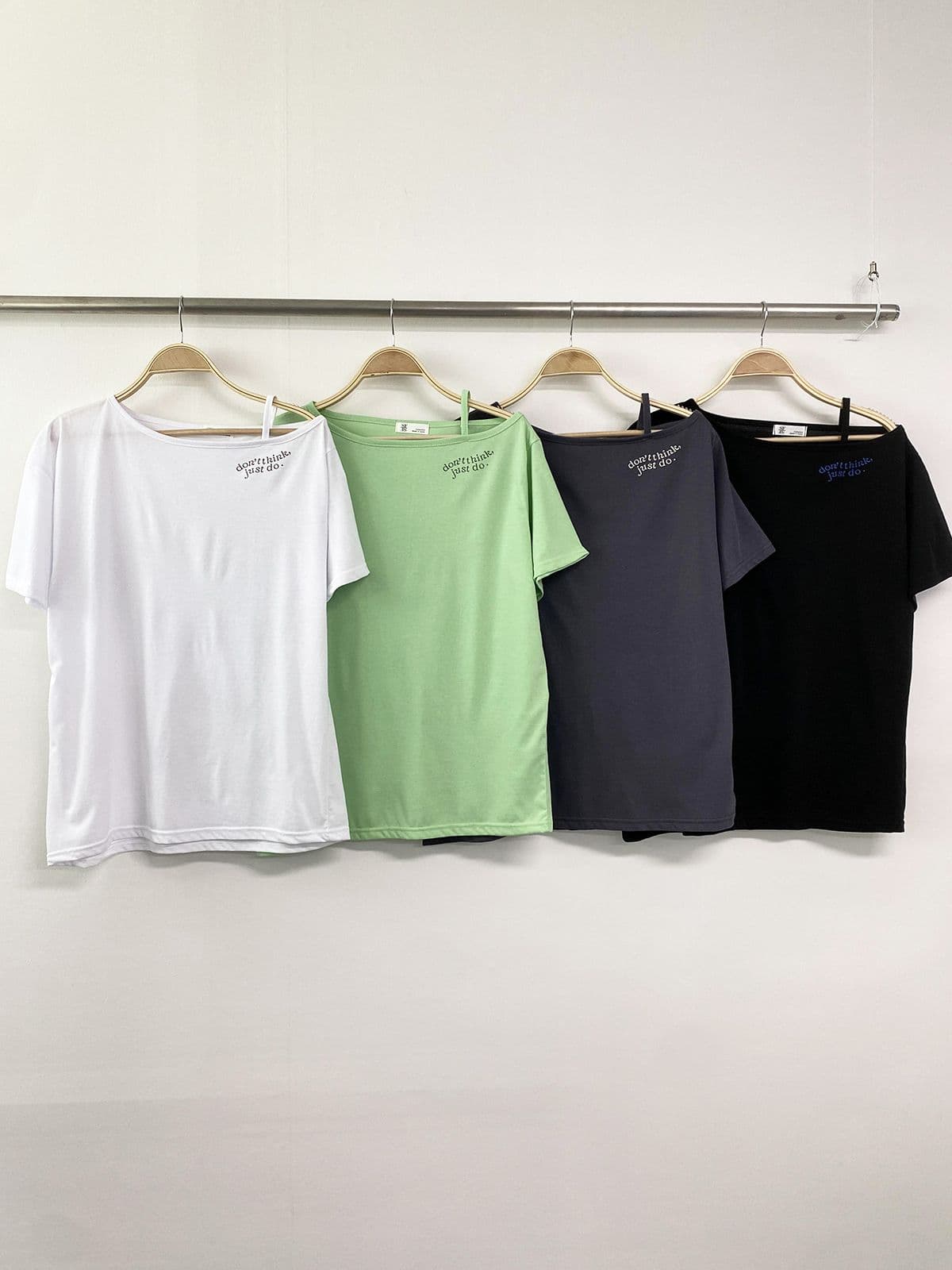 Just One Shoulder (New Short Sleeve T-shirt, Drop Shoulder, Flowy Tee, Daily T-shirt) - 이미지 8