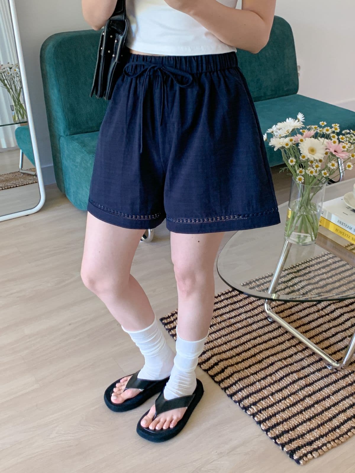 68069 Round Punched Shorts - 이미지 17