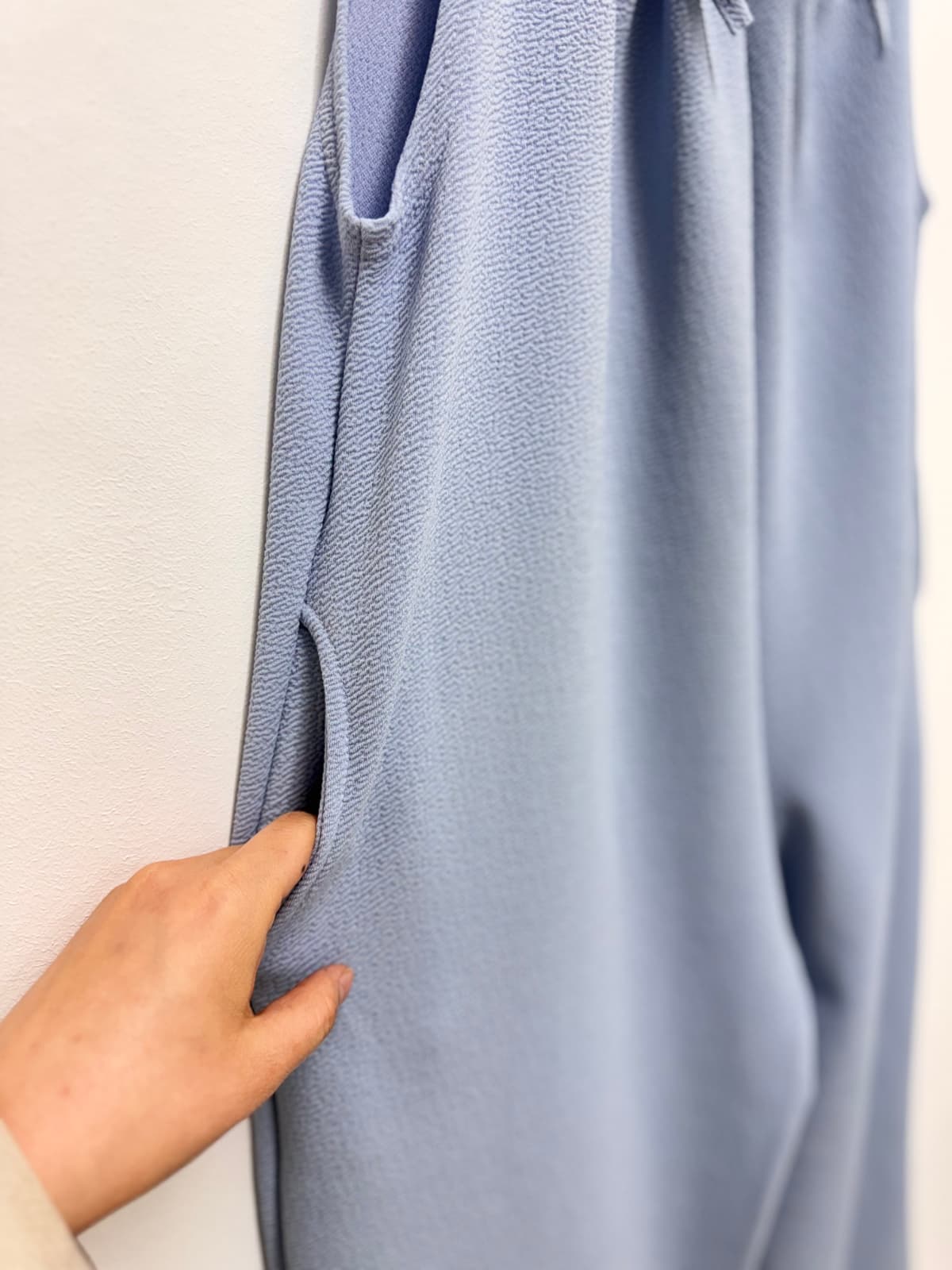Shirred Jumpsuit (Unique Water-Resistant Banding Jumpsuit - 이미지 9