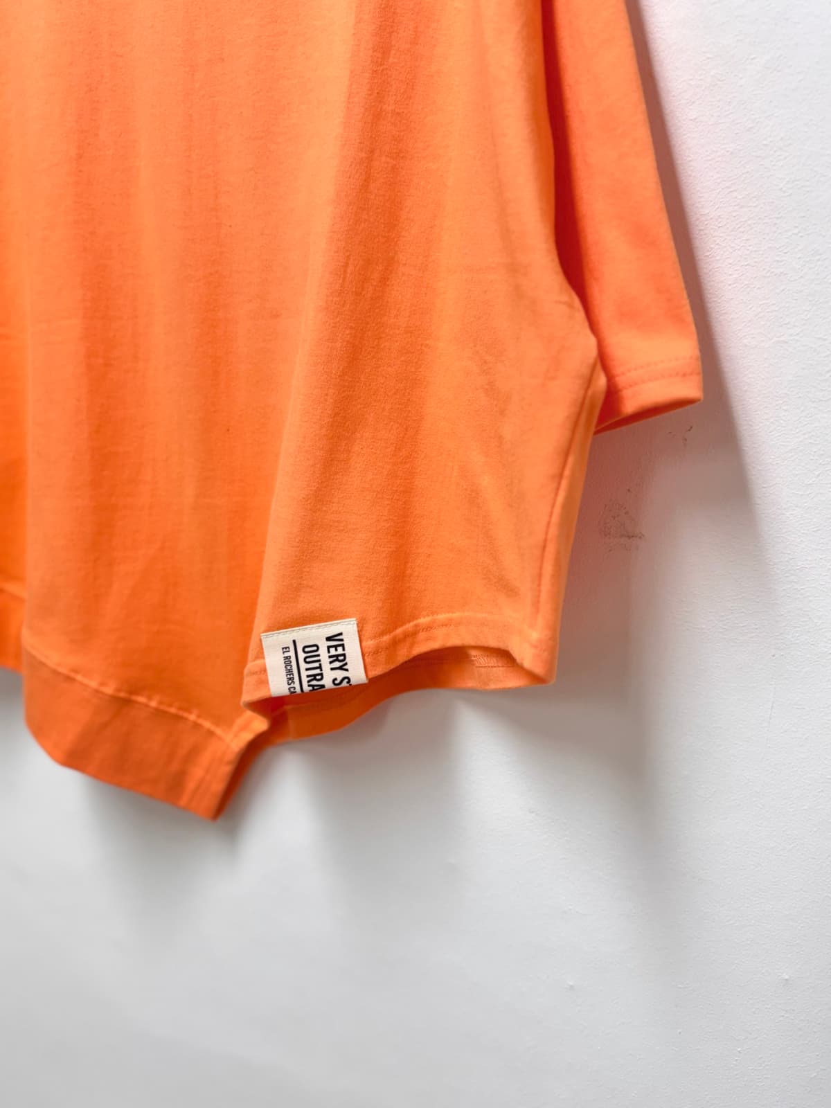 Pang Pang Asymmetrical T-shirt (Asymmetrical Tee, Round Neck, Cotton, Casual) - 이미지 10