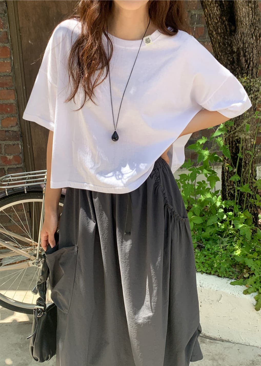 Label Crop T-shirt (Basic Cotton Short Sleeve) - 이미지 1