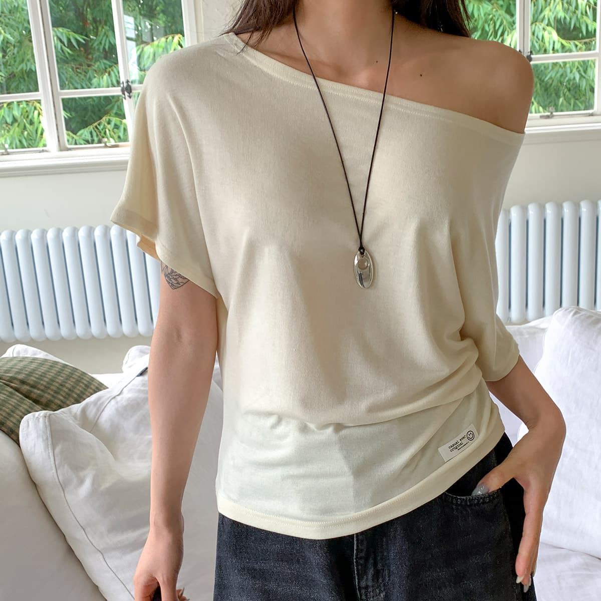 Bright Shoulder T-shirt (Drop Shoulder Round Neck Tee - 이미지 4