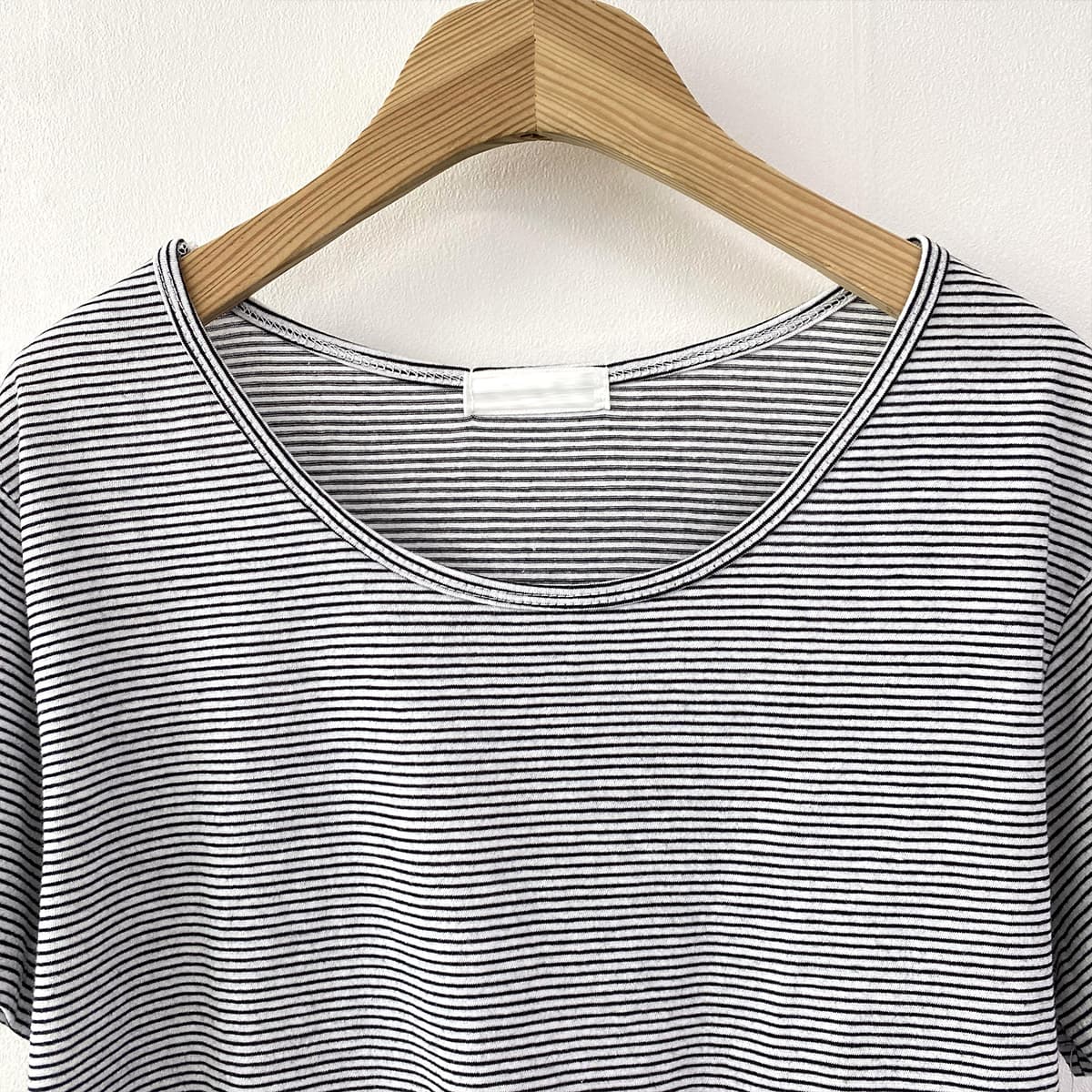 Milk Striped T-shirt (Basic Short Sleeve Striped Round Neck - 이미지 13