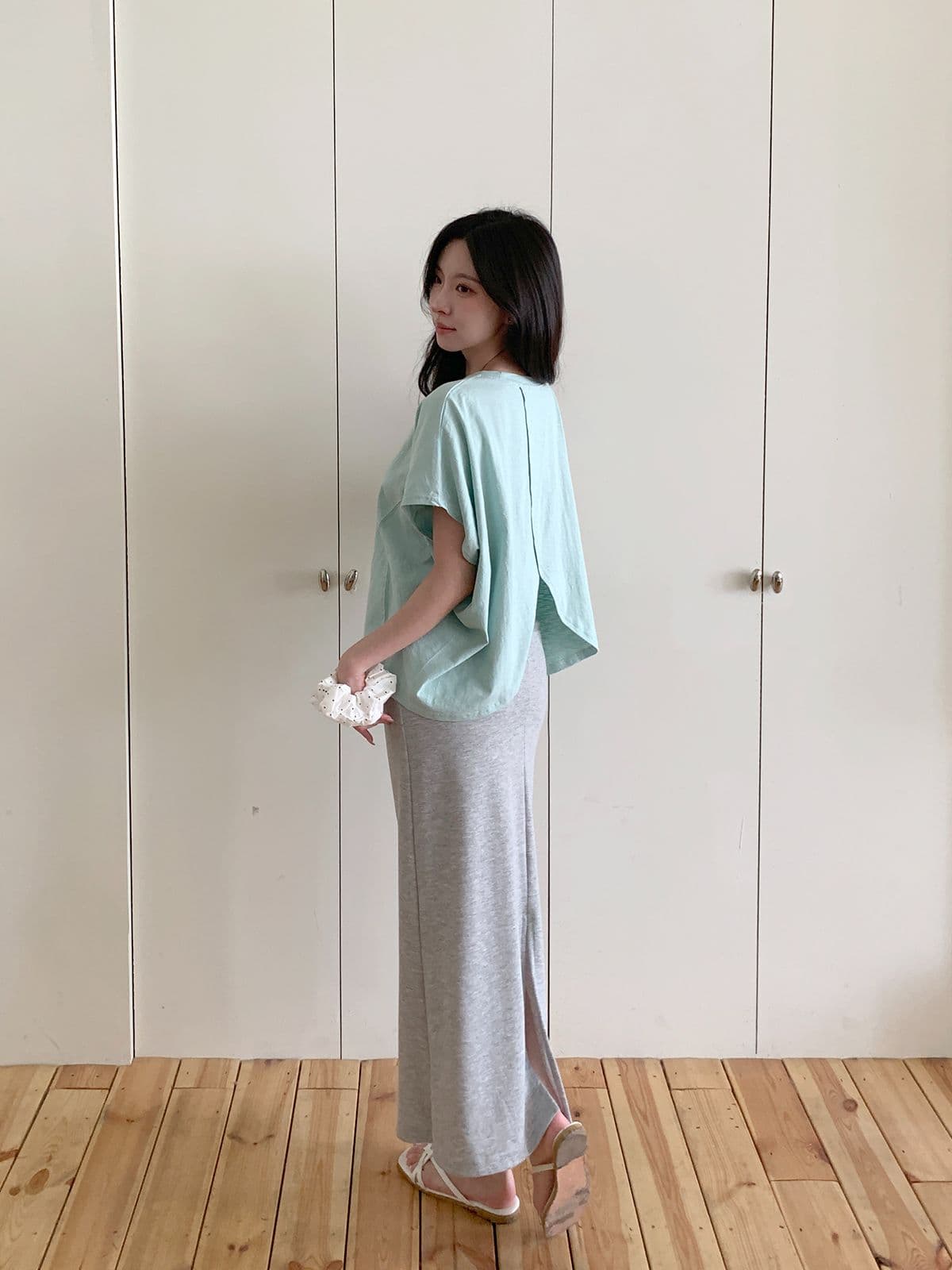 Stingray cut T-shirt (cotton boxy t-shirt back cut) - 이미지 6