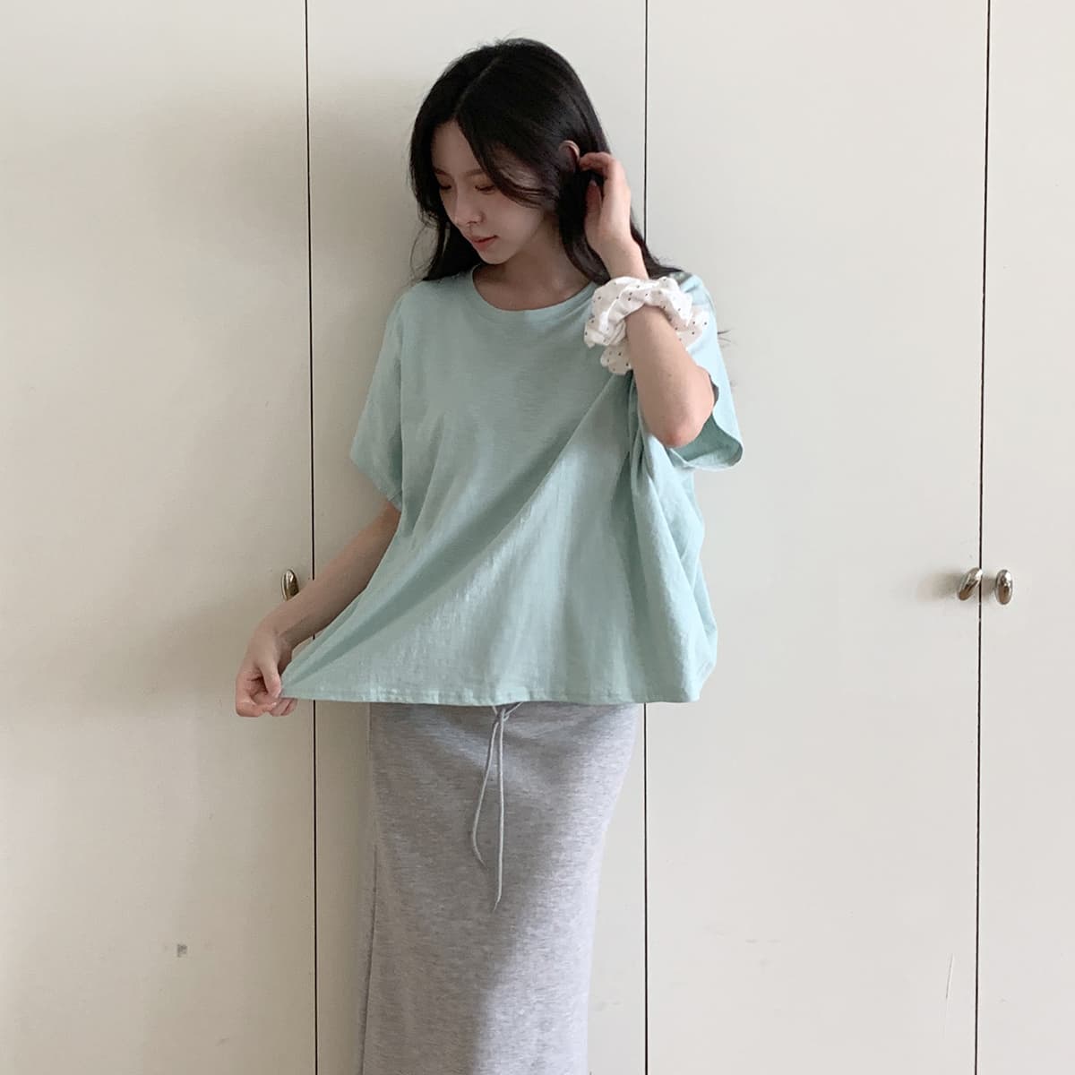 Stingray cut T-shirt (cotton boxy t-shirt back cut) - 이미지 2